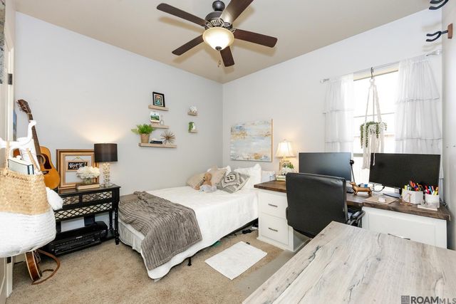 31019 Lake Spring Dr, Walker, LA 70785