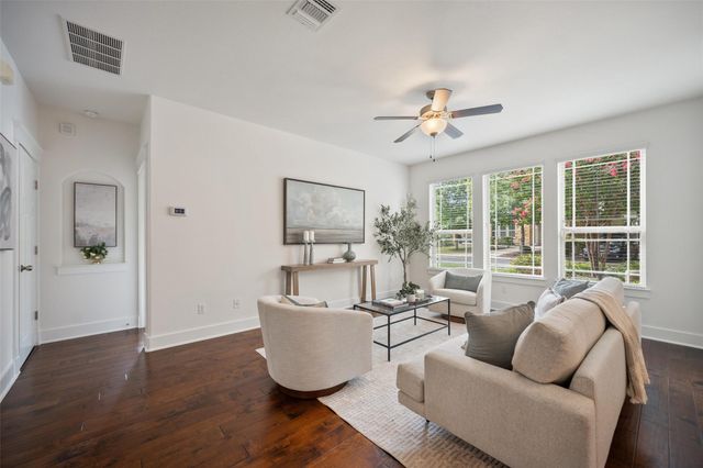 11013 Avery Station LOOP 31, Austin, TX 78717