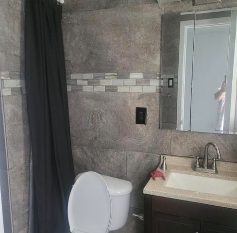 2018 S Center Street, Arlington, TX 76010
