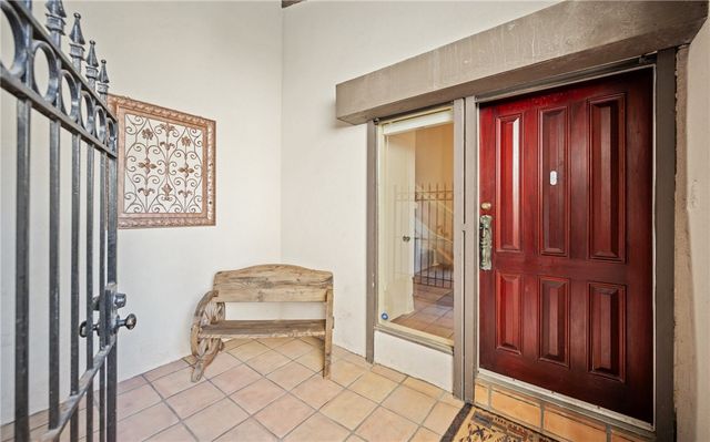 4270 Ocean Dr 7, Corpus Christi, TX 78411