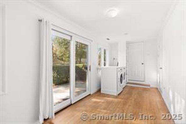 1 Woods Grove Road, Westport, CT 06880