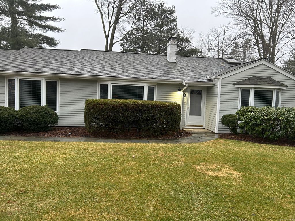 1 Woods Grove Road, Westport, CT 06880