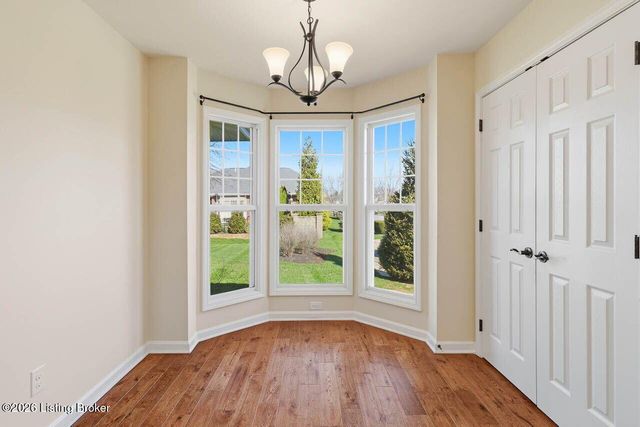 11200 Hammond Dr, Louisville, KY 40241