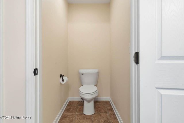 11200 Hammond Dr, Louisville, KY 40241