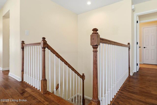 11200 Hammond Dr, Louisville, KY 40241