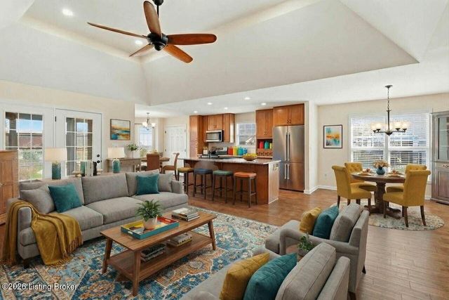 11200 Hammond Dr, Louisville, KY 40241