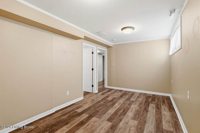 11200 Hammond Dr, Louisville, KY 40241