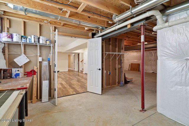 11200 Hammond Dr, Louisville, KY 40241