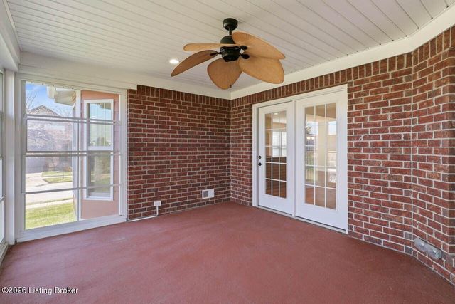 11200 Hammond Dr, Louisville, KY 40241