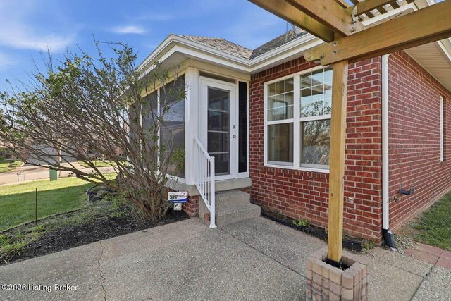 11200 Hammond Dr, Louisville, KY 40241