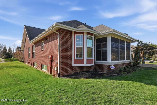 11200 Hammond Dr, Louisville, KY 40241