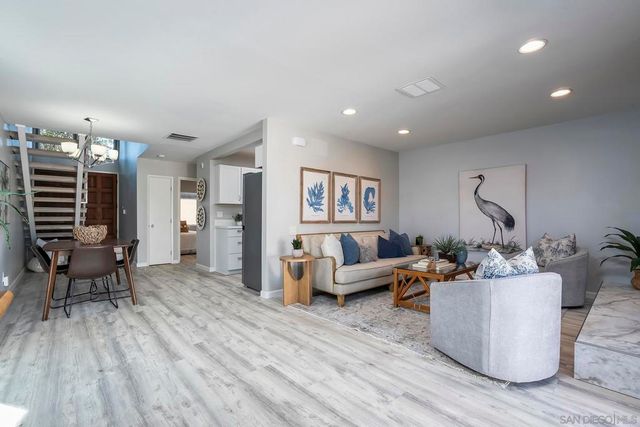 4242 Loma Riviera, San Diego, CA 92110