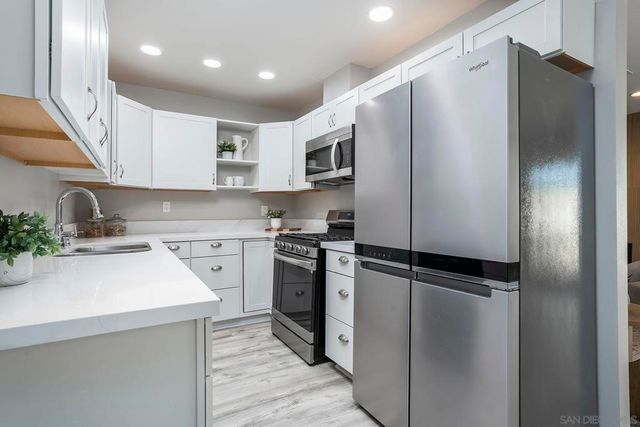 4242 Loma Riviera, San Diego, CA 92110