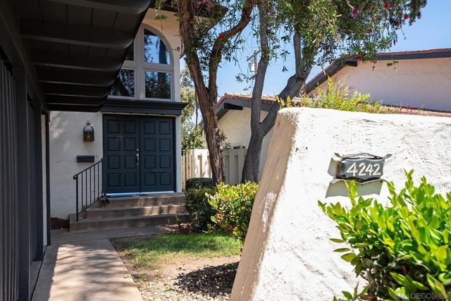 4242 Loma Riviera, San Diego, CA 92110