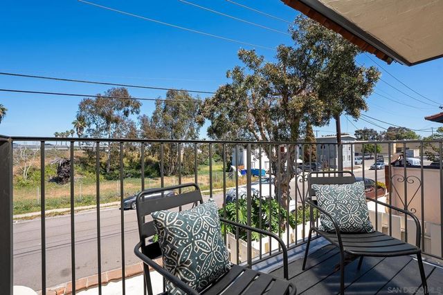 4242 Loma Riviera, San Diego, CA 92110