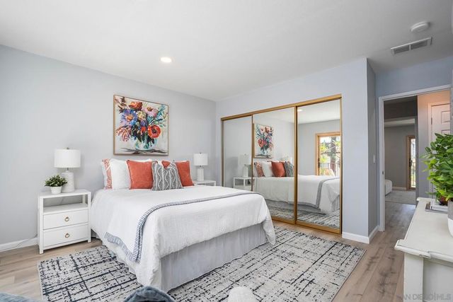 4242 Loma Riviera, San Diego, CA 92110