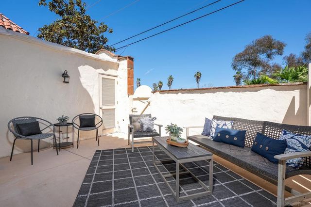 4242 Loma Riviera, San Diego, CA 92110