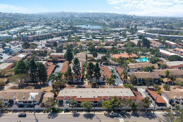 4242 Loma Riviera, San Diego, CA 92110