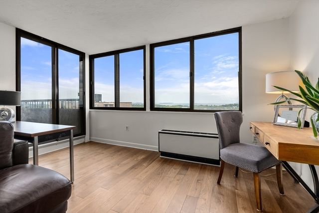 77 Adams St 1206, Quincy, MA 02169