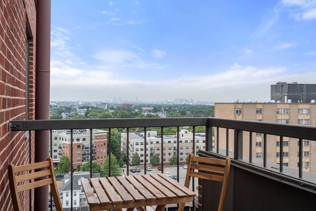 77 Adams St 1206, Quincy, MA 02169