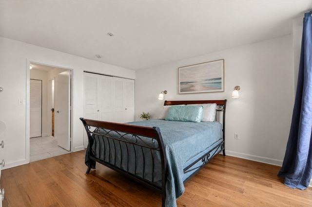 77 Adams St 1206, Quincy, MA 02169