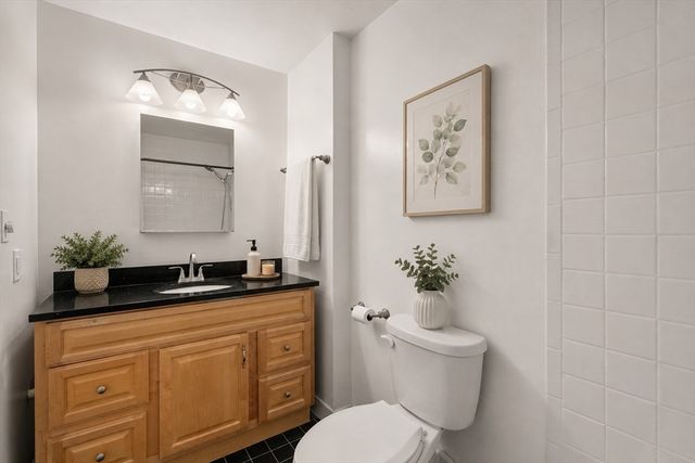 77 Adams St 1206, Quincy, MA 02169