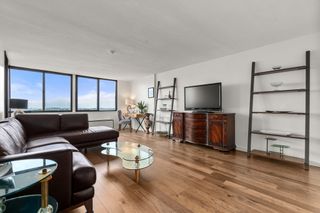 77 Adams St 1206, Quincy, MA 02169