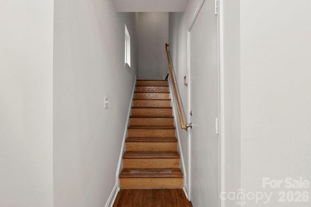 915 Gracie Way, Charlotte, NC 28204