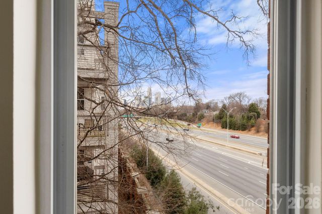 915 Gracie Way, Charlotte, NC 28204