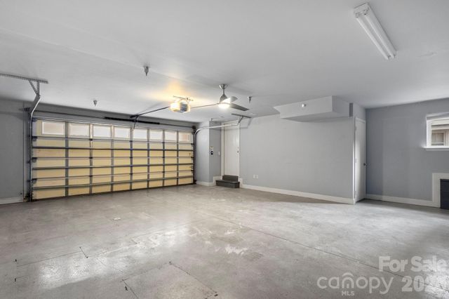 915 Gracie Way, Charlotte, NC 28204