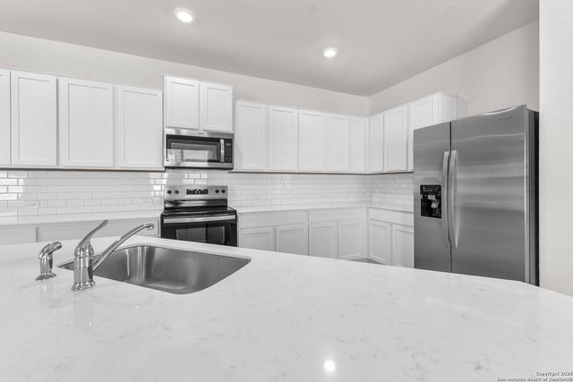 1719 Lavender, San Antonio, TX 78245