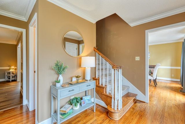 225 W Killarney Lake, Moore, SC 29369