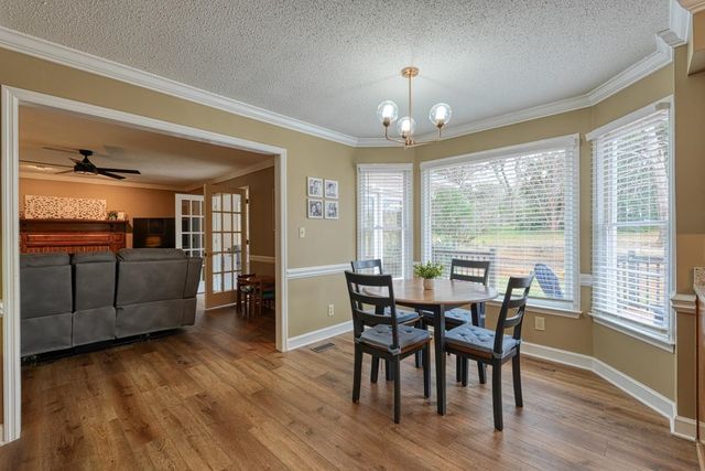 225 W Killarney Lake, Moore, SC 29369