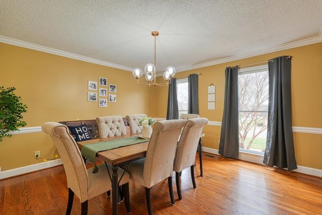 225 W Killarney Lake, Moore, SC 29369