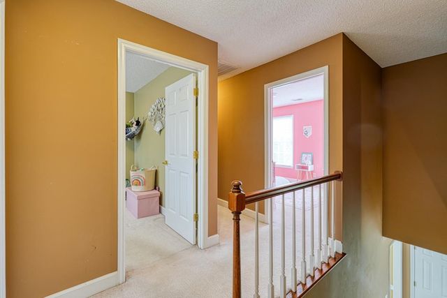 225 W Killarney Lake, Moore, SC 29369