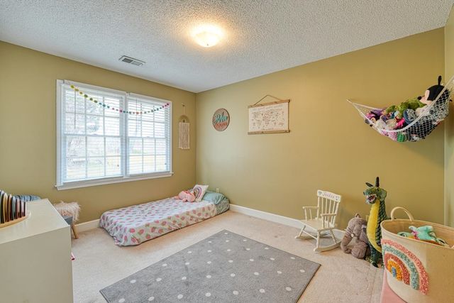 225 W Killarney Lake, Moore, SC 29369
