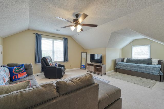 225 W Killarney Lake, Moore, SC 29369