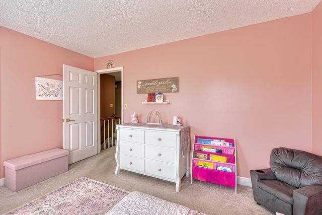 225 W Killarney Lake, Moore, SC 29369