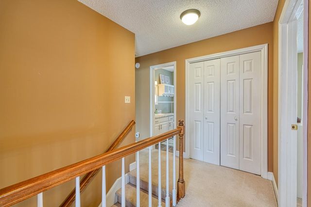 225 W Killarney Lake, Moore, SC 29369