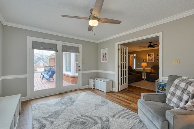 225 W Killarney Lake, Moore, SC 29369