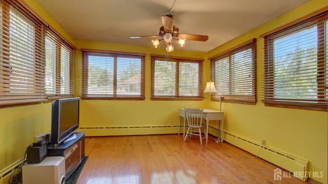 2 Birchwood Road, Jamesburg, NJ 08831