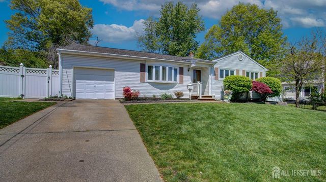 2 Birchwood Road, Jamesburg, NJ 08831
