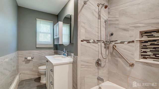 2 Birchwood Road, Jamesburg, NJ 08831