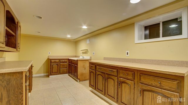 2 Birchwood Road, Jamesburg, NJ 08831