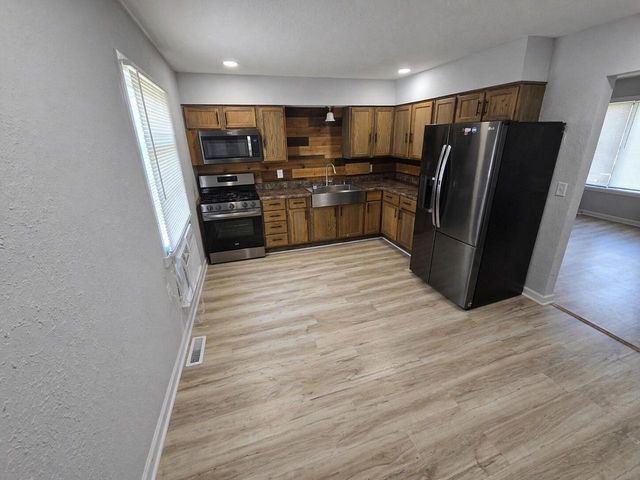 307 Stone STREET, Beaver Dam, WI 53916