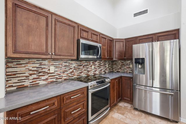 724 N ASH Drive, Chandler, AZ 85224