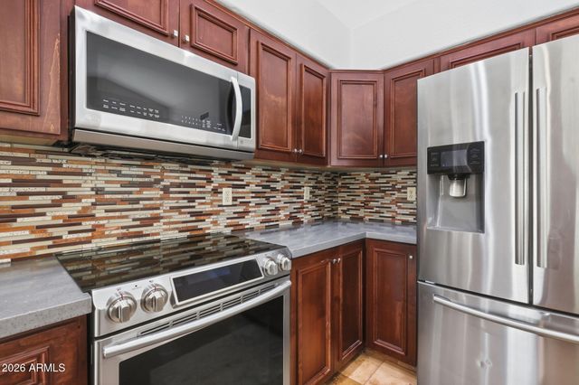 724 N ASH Drive, Chandler, AZ 85224