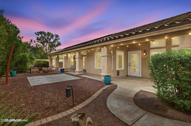 724 N ASH Drive, Chandler, AZ 85224