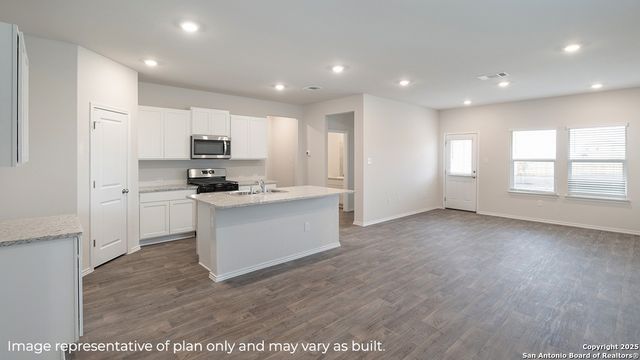 224 Pigeon Green, San Antonio, TX 78253