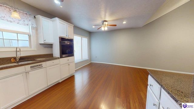 27 Reins Court, Elizabethtown, KY 42701